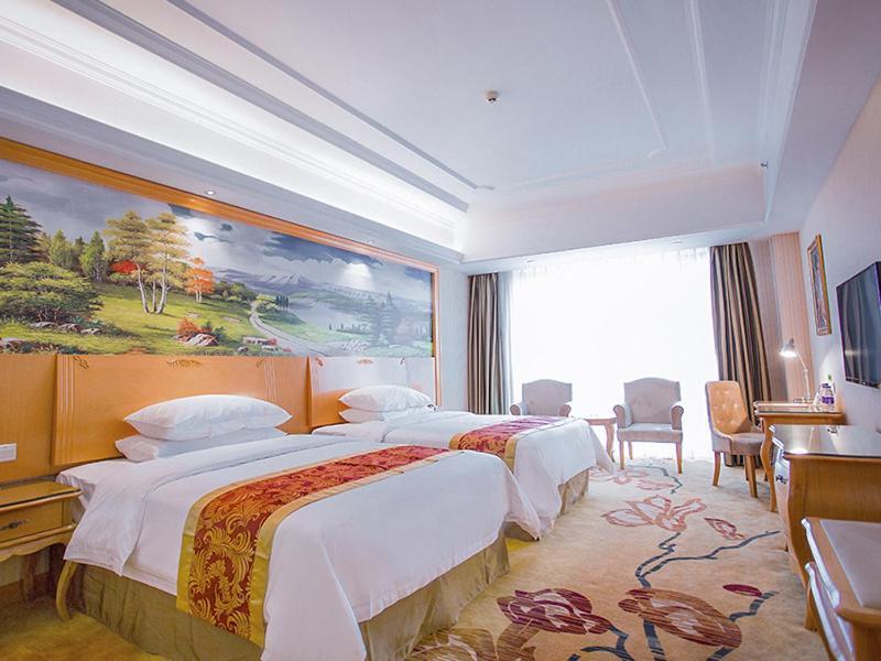Vienna International Hotel Hangzhou South Railway Station Екстер'єр фото