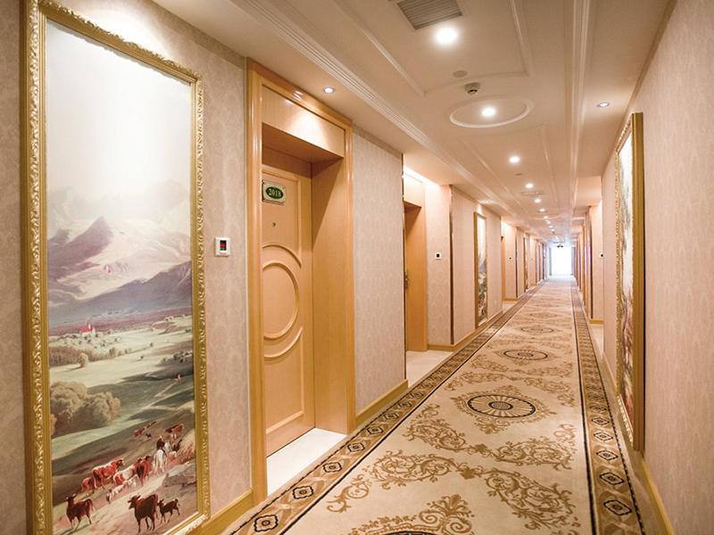 Vienna International Hotel Hangzhou South Railway Station Екстер'єр фото